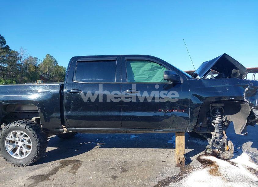 Photo 14 of 2018 Chevrolet Silverado 1500 2LZ (VIN 3GCUKSEJ9JG168354)