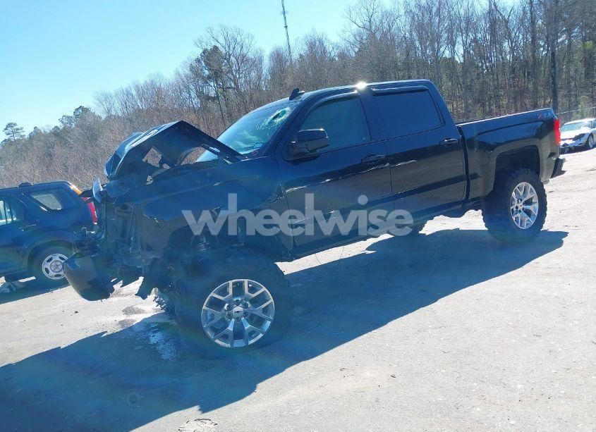 Photo 2 of 2018 Chevrolet Silverado 1500 2LZ (VIN 3GCUKSEJ9JG168354)