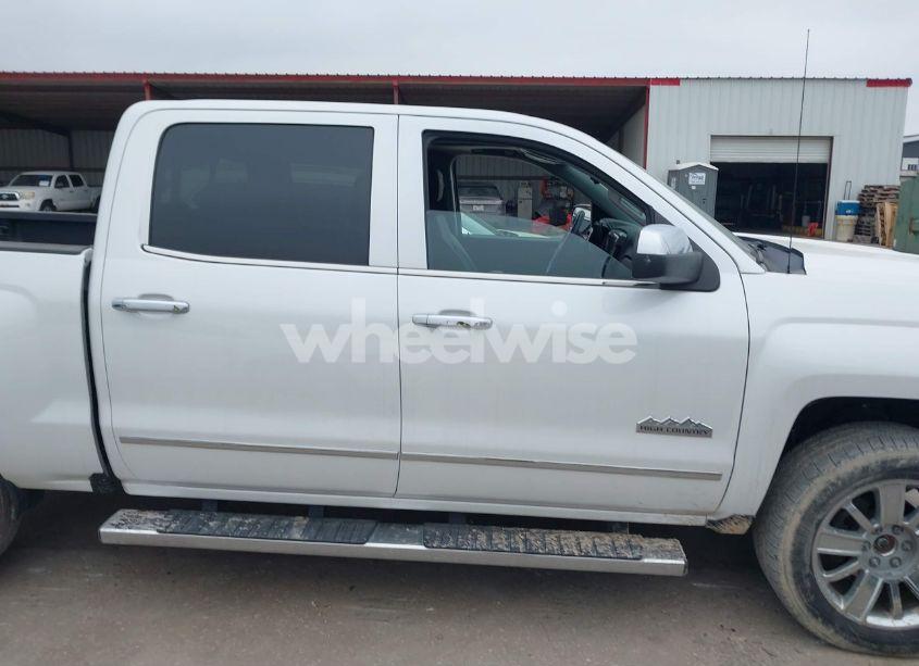 Photo 13 of 2018 Chevrolet Silverado 1500 HIGH COUNTRY (VIN 3GCUKTEC6JG185331)