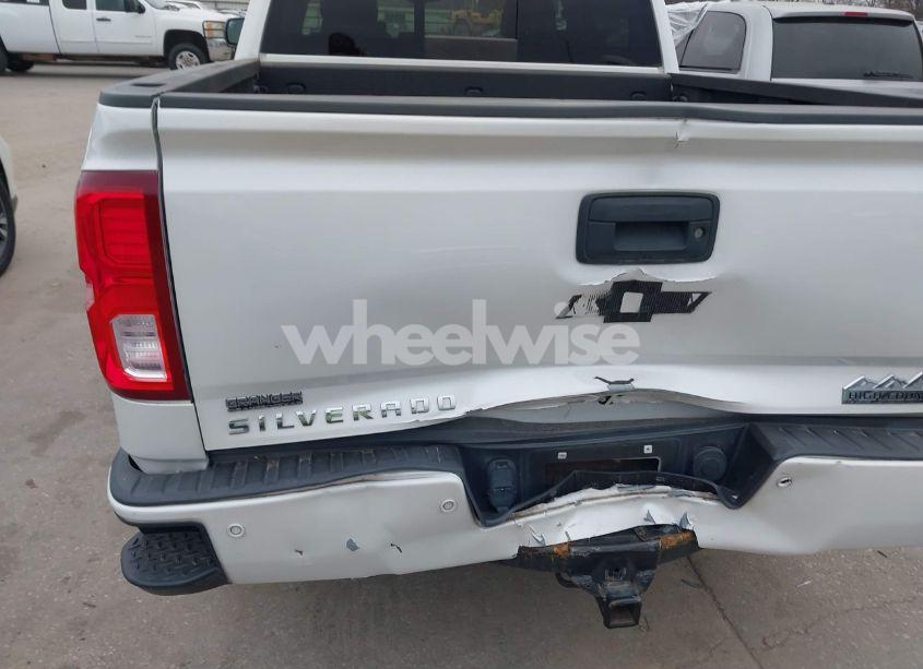 Photo 17 of 2018 Chevrolet Silverado 1500 HIGH COUNTRY (VIN 3GCUKTEC6JG185331)