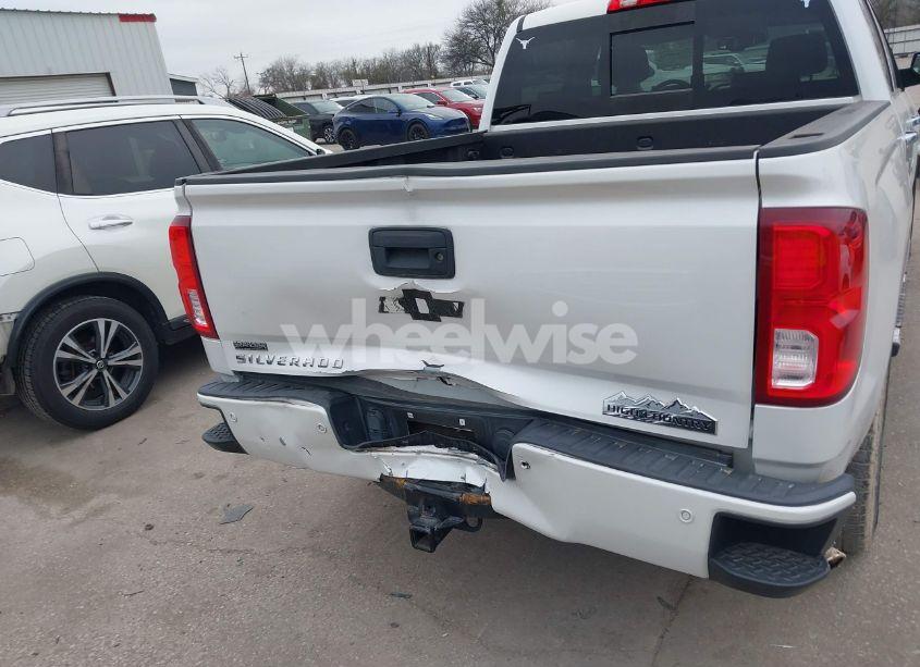 Photo 6 of 2018 Chevrolet Silverado 1500 HIGH COUNTRY (VIN 3GCUKTEC6JG185331)