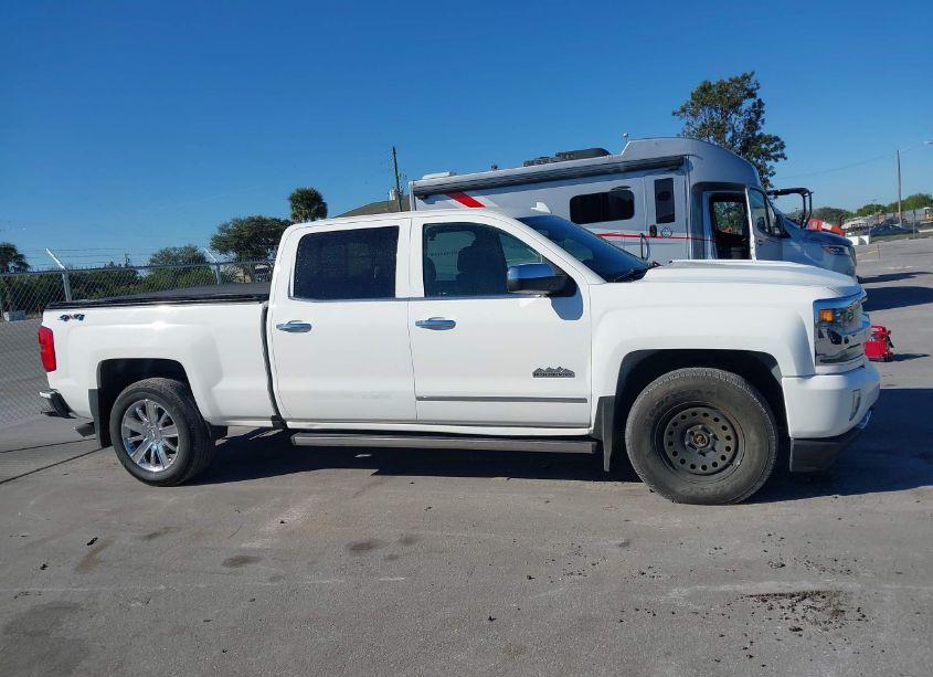 Photo 13 of 2018 Chevrolet Silverado 1500 HIGH COUNTRY (VIN 3GCUKTEC9JG125866)