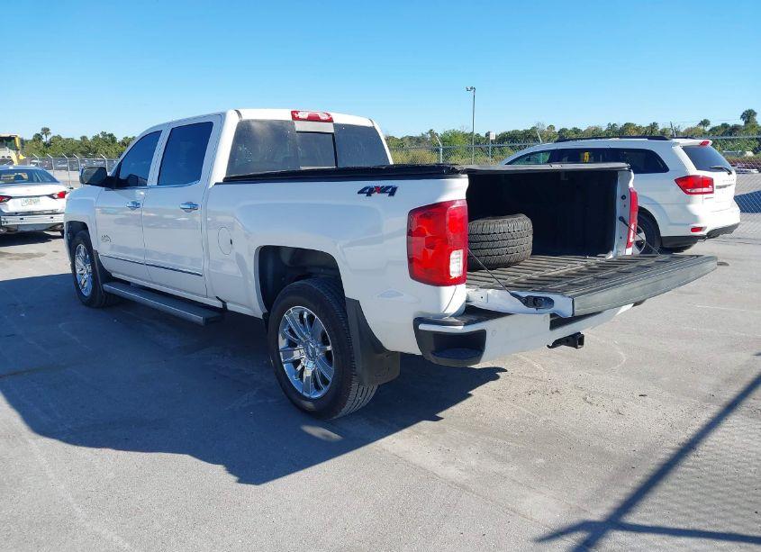 Photo 3 of 2018 Chevrolet Silverado 1500 HIGH COUNTRY (VIN 3GCUKTEC9JG125866)