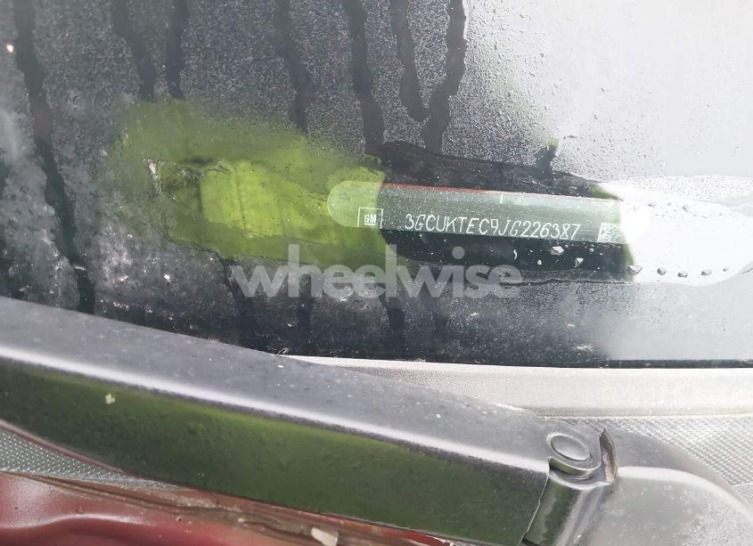 Photo 9 of 2018 Chevrolet Silverado 1500 (VIN 3GCUKTEC9JG226387)