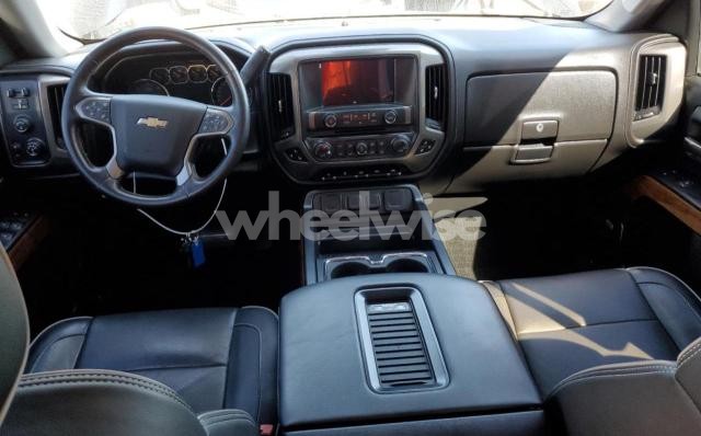 Photo 5 of 2018 CHEVROLET SILVERADO K1500 HIGH COUNTRY (VIN 3GCUKTEJ4JG210628)