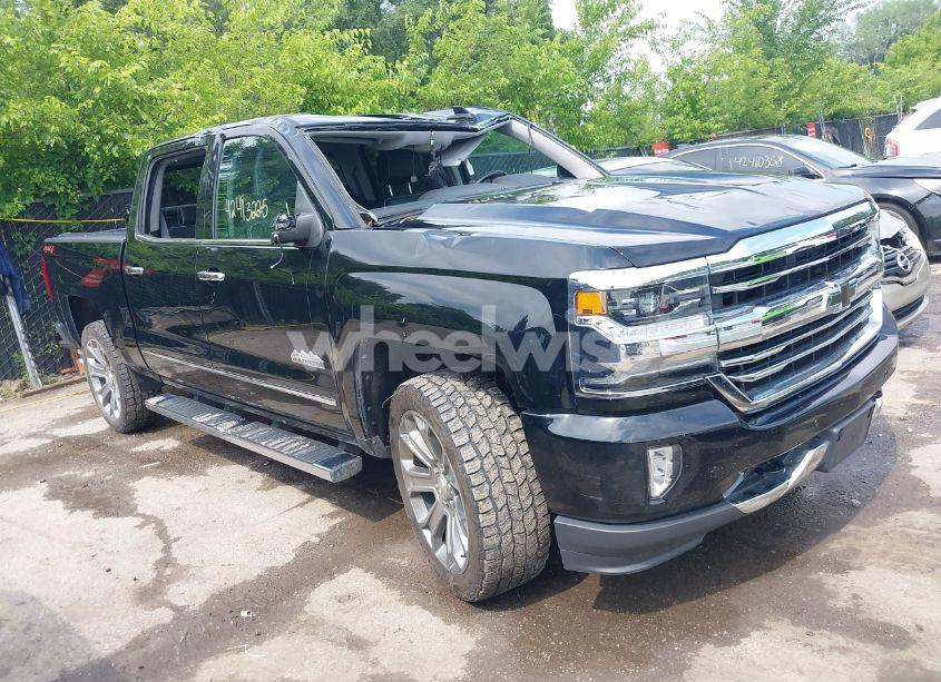 2018 Chevrolet Silverado 1500 HIGH COUNTRY (VIN 3GCUKTEJ7JG596543) main photo