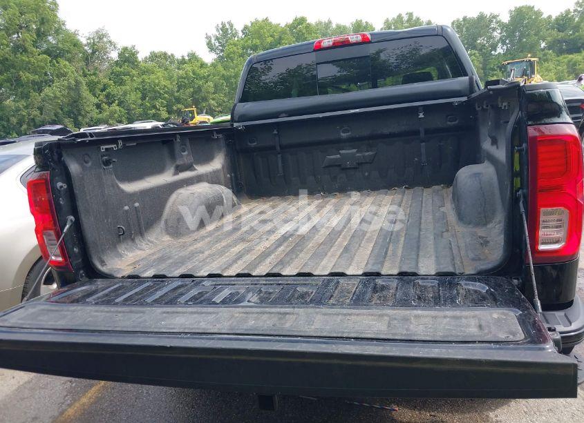 Photo 18 of 2018 Chevrolet Silverado 1500 HIGH COUNTRY (VIN 3GCUKTEJ7JG596543)