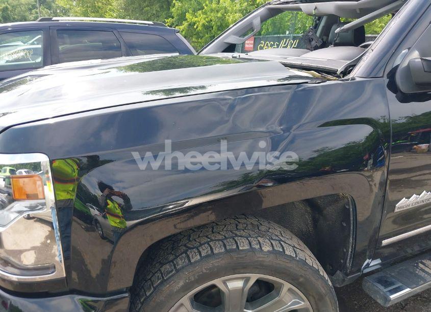 Photo 21 of 2018 Chevrolet Silverado 1500 HIGH COUNTRY (VIN 3GCUKTEJ7JG596543)