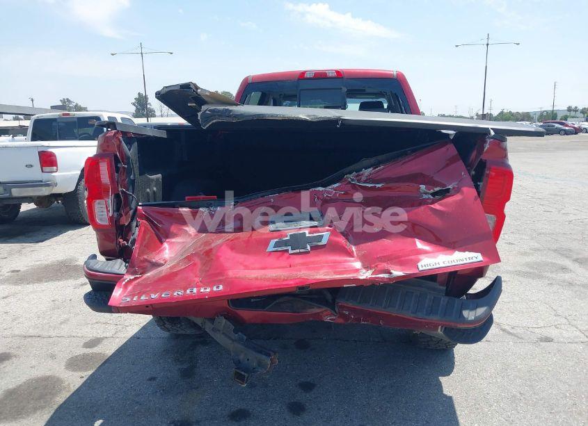 Photo 16 of 2018 Chevrolet Silverado 1500 HIGH COUNTRY (VIN 3GCUKTEJ9JG229756)