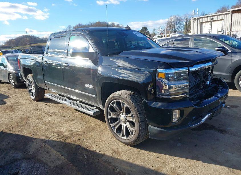 2018 Chevrolet Silverado 1500 HIGH COUNTRY (VIN 3GCUKTEJ9JG459796) main photo