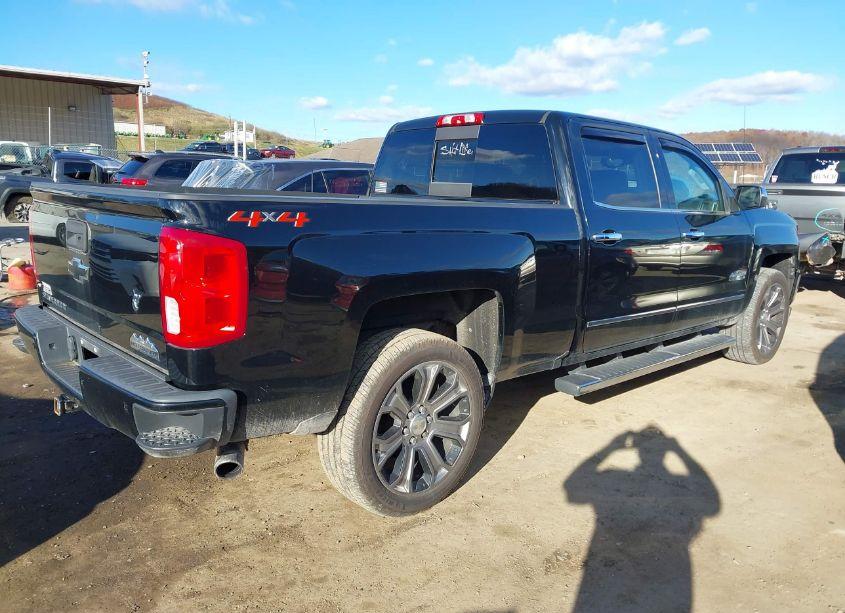 Photo 4 of 2018 Chevrolet Silverado 1500 HIGH COUNTRY (VIN 3GCUKTEJ9JG459796)