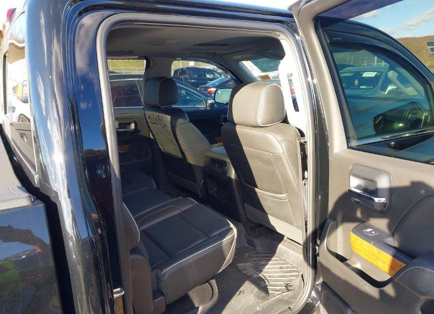 Photo 8 of 2018 Chevrolet Silverado 1500 HIGH COUNTRY (VIN 3GCUKTEJ9JG459796)