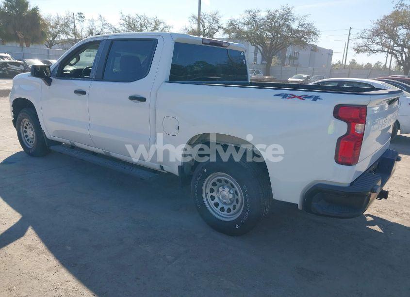 Photo 3 of 2019 Chevrolet Silverado 1500 WORK TRUCK (VIN 3GCUYAEF6KG271771)