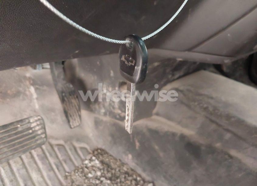 Photo 11 of 2019 Chevrolet Silverado K1500 (VIN 3GCUYAEF8KG294338)