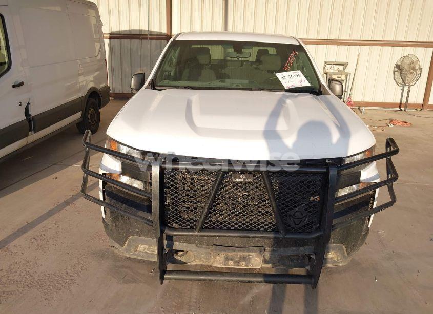 Photo 12 of 2019 Chevrolet Silverado K1500 (VIN 3GCUYAEF8KG294338)