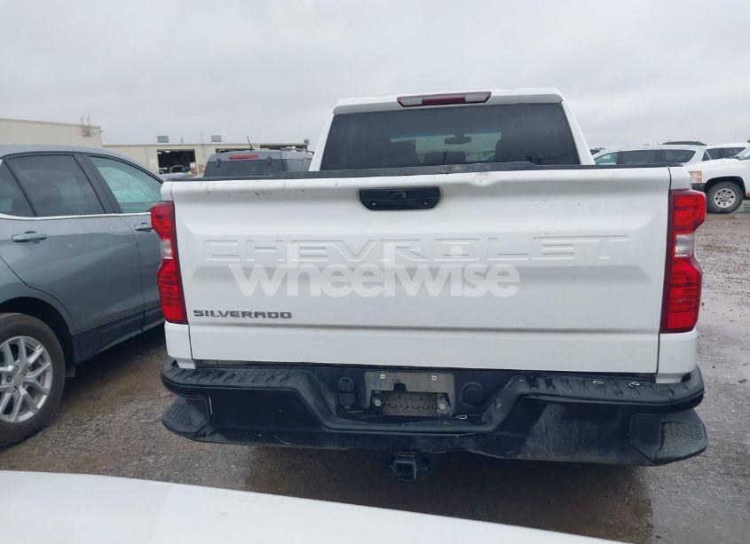 Photo 16 of 2021 Chevrolet Silverado 1500 4WD SHORT BED WT (VIN 3GCUYAEF8MG240248)