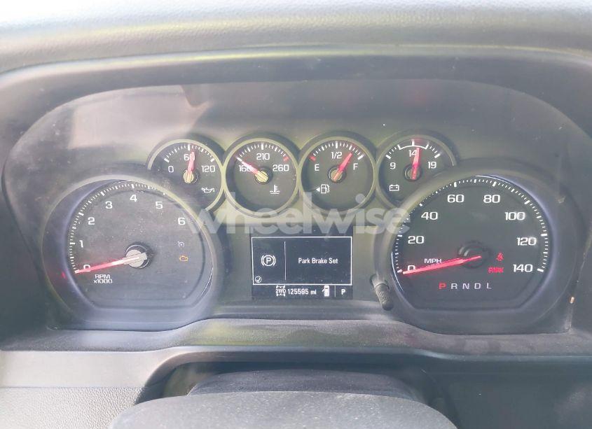 Photo 7 of 2021 Chevrolet Silverado 1500 4WD SHORT BED WT (VIN 3GCUYAEF8MG240248)