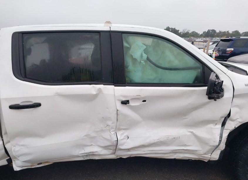 Photo 13 of 2020 Chevrolet Silverado 1500 4WD SHORT BED WT (VIN 3GCUYAEF9LG343080)