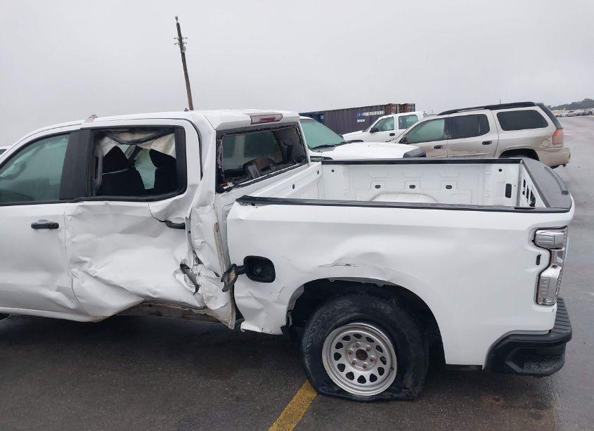 Photo 19 of 2020 Chevrolet Silverado 1500 4WD SHORT BED WT (VIN 3GCUYAEF9LG343080)