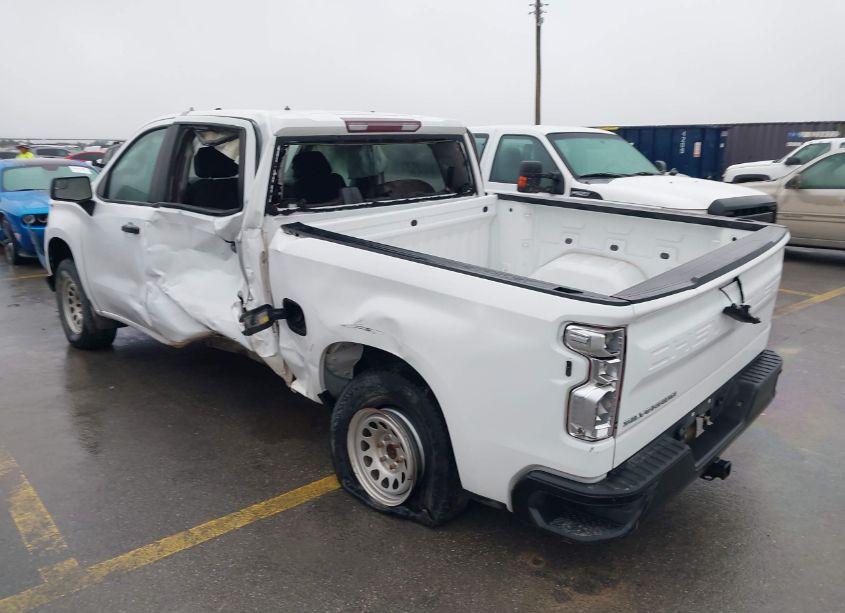 Photo 3 of 2020 Chevrolet Silverado 1500 4WD SHORT BED WT (VIN 3GCUYAEF9LG343080)