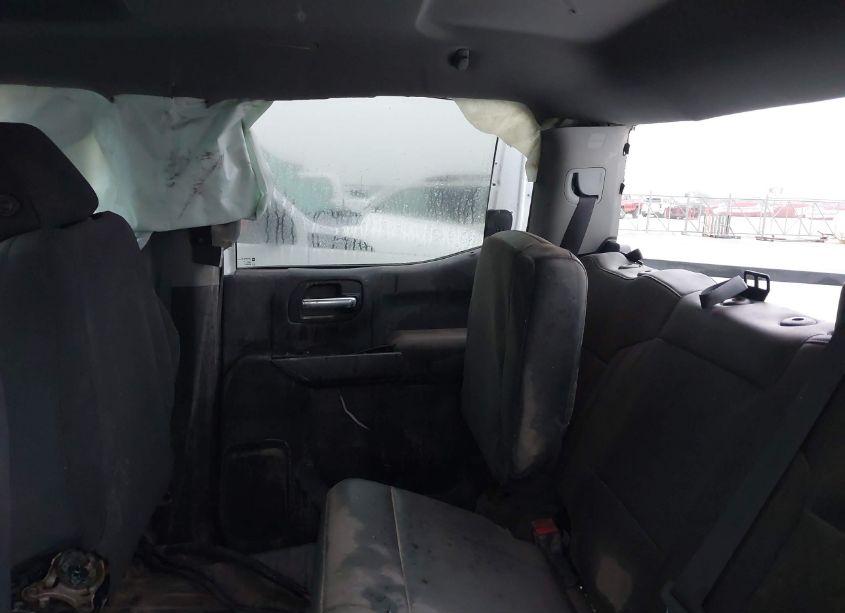 Photo 8 of 2020 Chevrolet Silverado 1500 4WD SHORT BED WT (VIN 3GCUYAEF9LG343080)