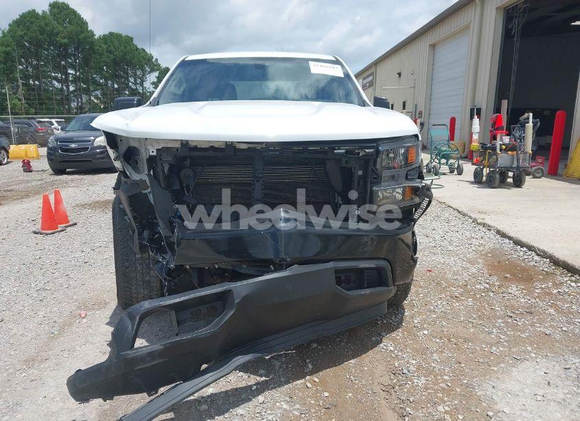 Photo 13 of 2021 Chevrolet Silverado 1500 4WD SHORT BED WT (VIN 3GCUYAEF9MG208330)