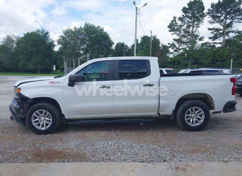 Photo 15 of 2021 Chevrolet Silverado 1500 4WD SHORT BED WT (VIN 3GCUYAEF9MG208330)