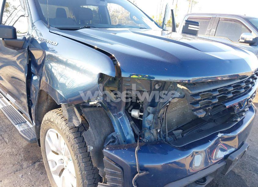 Photo 6 of 2019 Chevrolet Silverado 1500 CUSTOM (VIN 3GCUYBEF6KG700235)