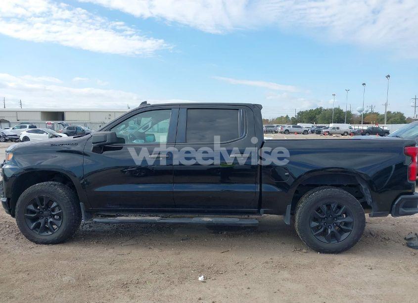 Photo 14 of 2021 Chevrolet Silverado 1500 CUSTOM (VIN 3GCUYBEF6MG110622)