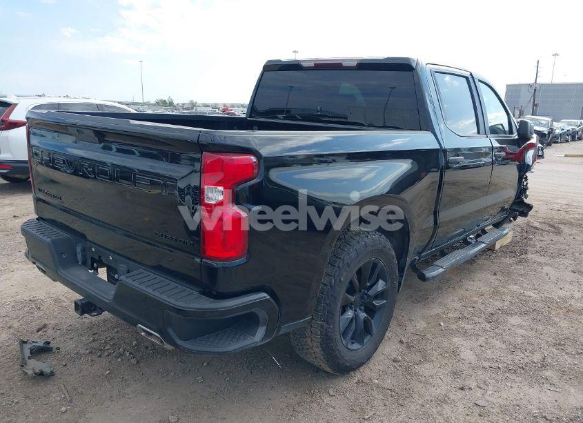 Photo 4 of 2021 Chevrolet Silverado 1500 CUSTOM (VIN 3GCUYBEF6MG110622)