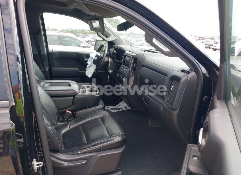 Photo 5 of 2021 Chevrolet Silverado 1500 CUSTOM (VIN 3GCUYBEF6MG110622)