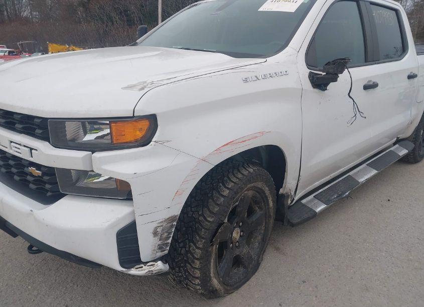 Photo 6 of 2020 Chevrolet Silverado 1500 4WD SHORT BED CUSTOM (VIN 3GCUYBEF7LG375029)