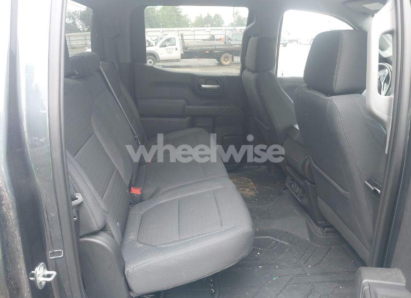 Photo 8 of 2019 Chevrolet Silverado 1500 LT (VIN 3GCUYDED0KG150511)