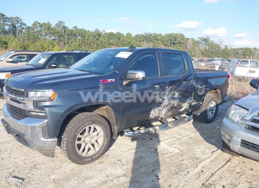 Photo 2 of 2020 Chevrolet Silverado 1500 4WD SHORT BED LT (VIN 3GCUYDED0LG266566)