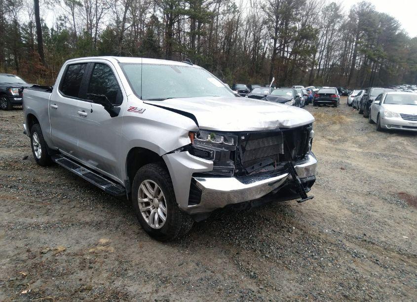 2020 Chevrolet Silverado 1500 4WD SHORT BED LT (VIN 3GCUYDED0LG376839) main photo