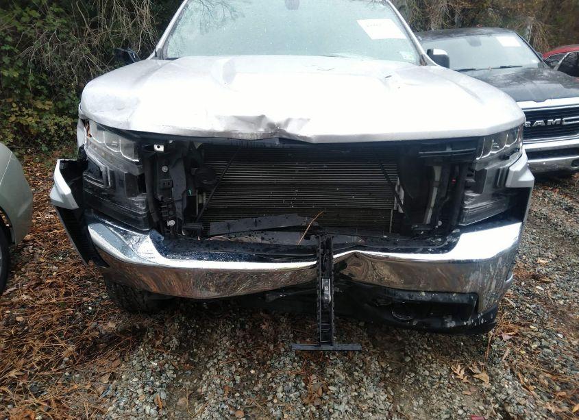 Photo 6 of 2020 Chevrolet Silverado 1500 4WD SHORT BED LT (VIN 3GCUYDED0LG376839)