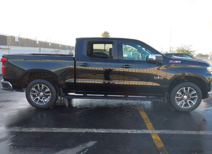 Photo 6 of 2021 Chevrolet Silverado 1500 4WD SHORT BED LT (VIN 3GCUYDED0MG154948)