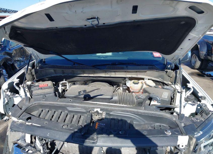 Photo 10 of 2019 Chevrolet Silverado 1500 LT (VIN 3GCUYDED1KG244347)