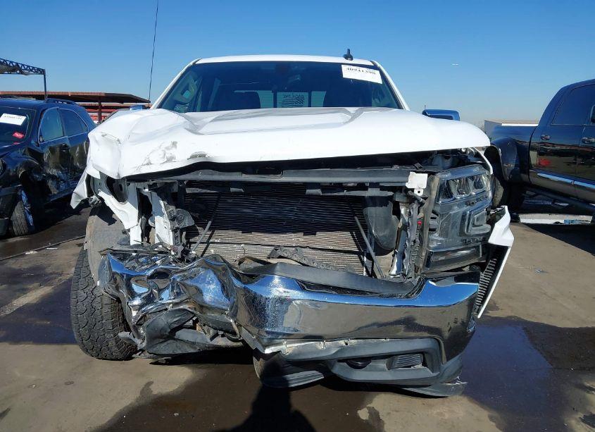 Photo 12 of 2019 Chevrolet Silverado 1500 LT (VIN 3GCUYDED1KG244347)