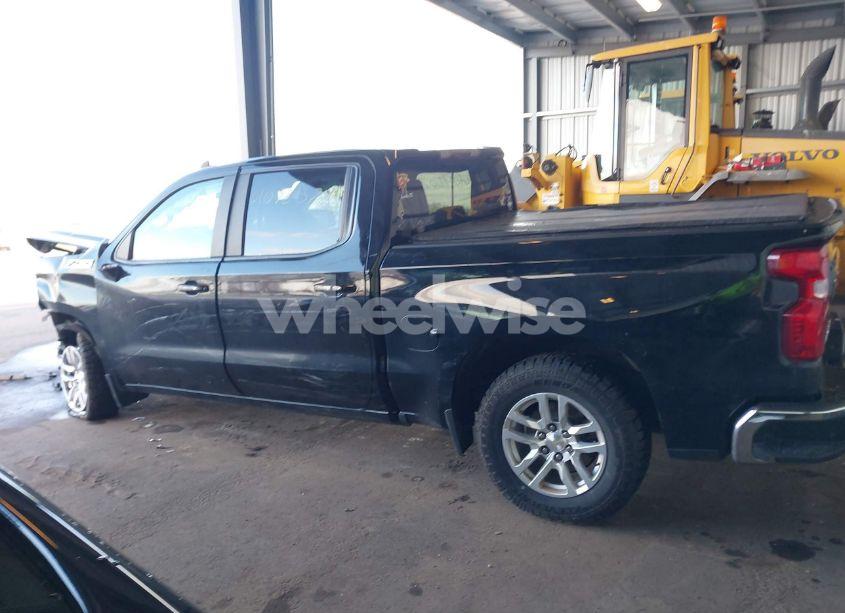 Photo 13 of 2019 Chevrolet Silverado 1500 LT (VIN 3GCUYDED1KG275615)