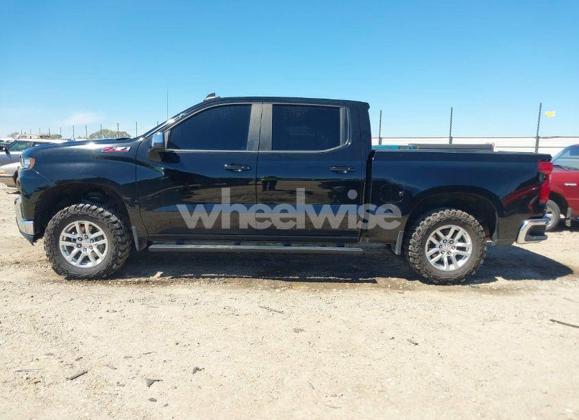 Photo 14 of 2019 Chevrolet Silverado 1500 LT (VIN 3GCUYDED2KG130003)