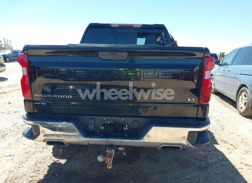 Photo 16 of 2019 Chevrolet Silverado 1500 LT (VIN 3GCUYDED2KG130003)