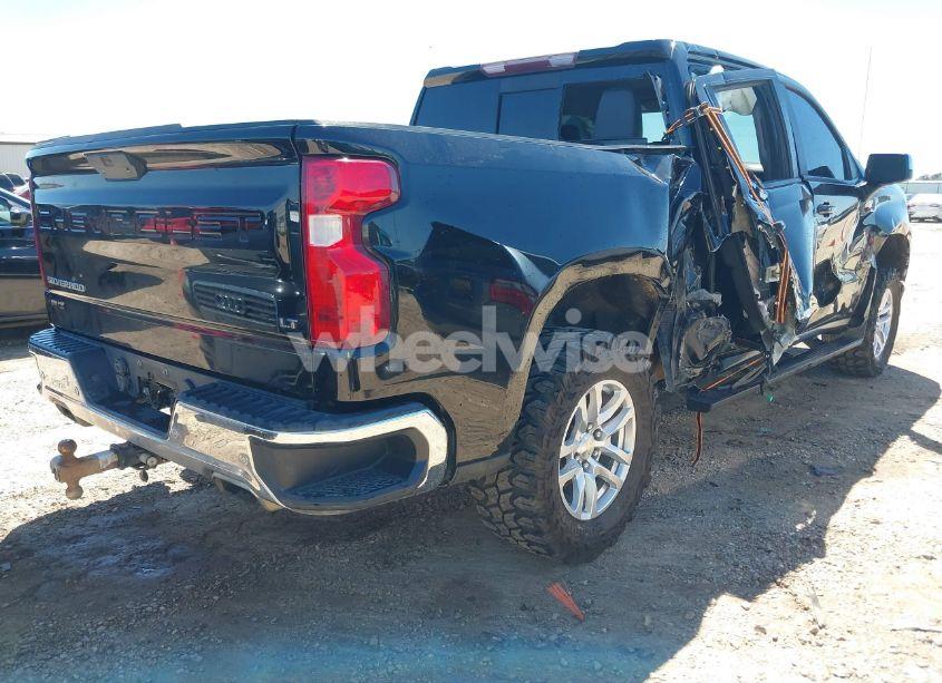 Photo 4 of 2019 Chevrolet Silverado 1500 LT (VIN 3GCUYDED2KG130003)