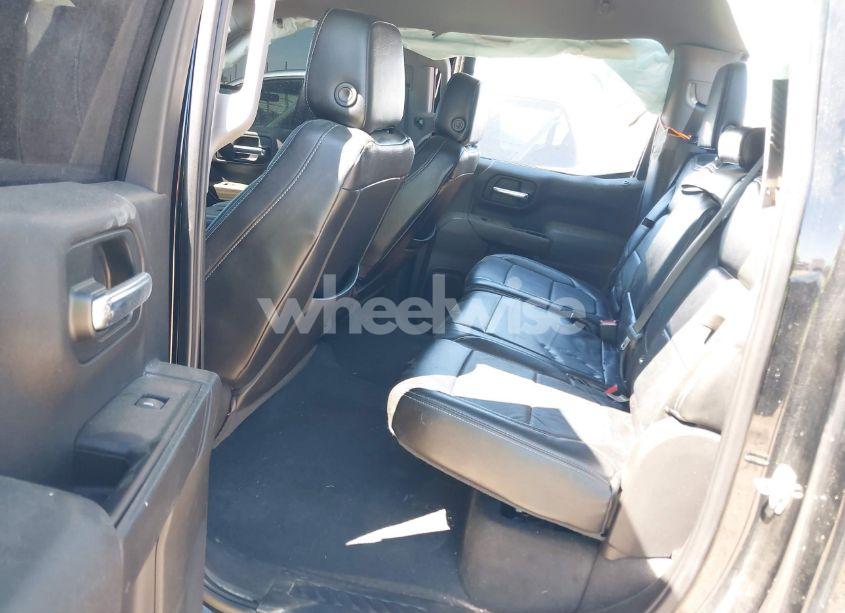 Photo 8 of 2019 Chevrolet Silverado 1500 LT (VIN 3GCUYDED2KG130003)