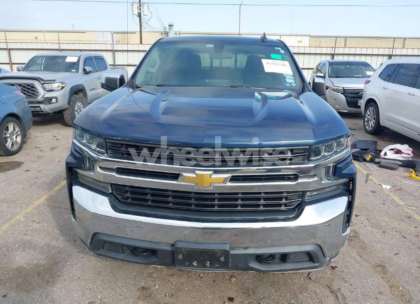 Photo 12 of 2019 Chevrolet Silverado 1500 LT (VIN 3GCUYDED2KG240176)