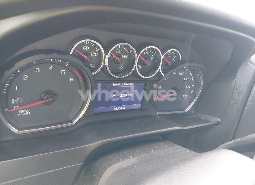 Photo 7 of 2019 Chevrolet Silverado 1500 LT (VIN 3GCUYDED2KG240176)