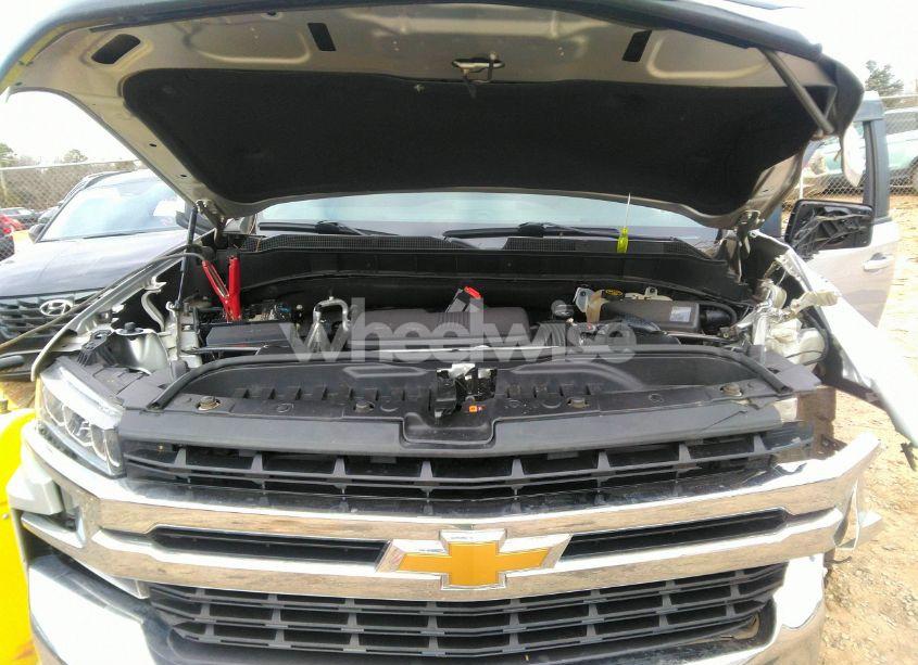 Photo 10 of 2020 Chevrolet Silverado 1500 4WD SHORT BED LT (VIN 3GCUYDED2LG121402)