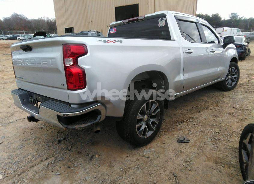 Photo 4 of 2020 Chevrolet Silverado 1500 4WD SHORT BED LT (VIN 3GCUYDED2LG121402)