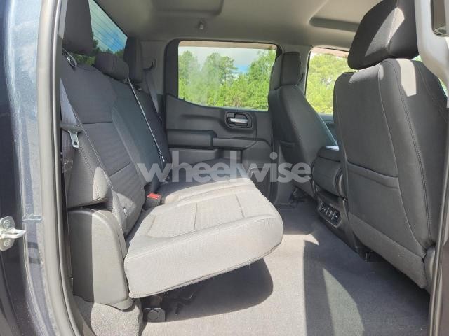 Photo 8 of 2020 CHEVROLET SILVERADO K1500 LT N/A (VIN 3GCUYDED2LG235237)