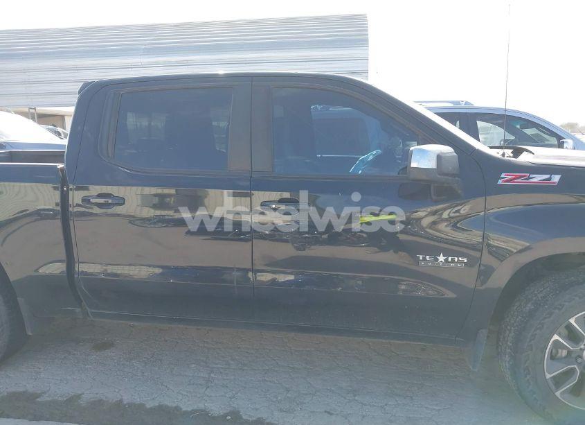 Photo 13 of 2021 Chevrolet Silverado 1500 4WD SHORT BED LT (VIN 3GCUYDED2MG104505)